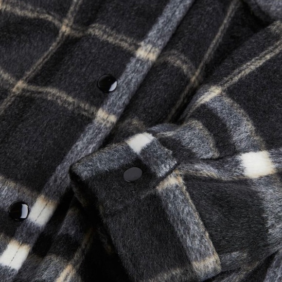 H&M Shacket - Picture 3 of 3